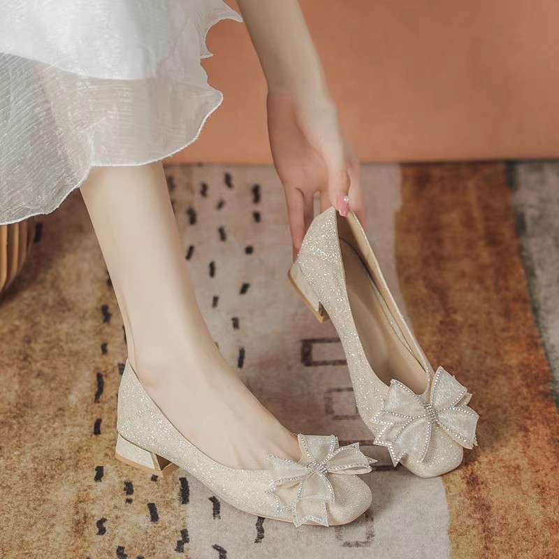 حذاء نسائي لخريف وشتاء 2025 بت - مراجعة Heels وسعره
