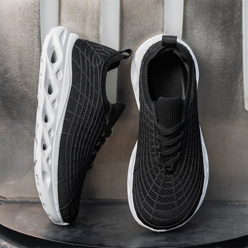 أحذية رياضية رجالية عصرية خفيف - مراجعة Shock Absorbing Gym Trainers وسعره